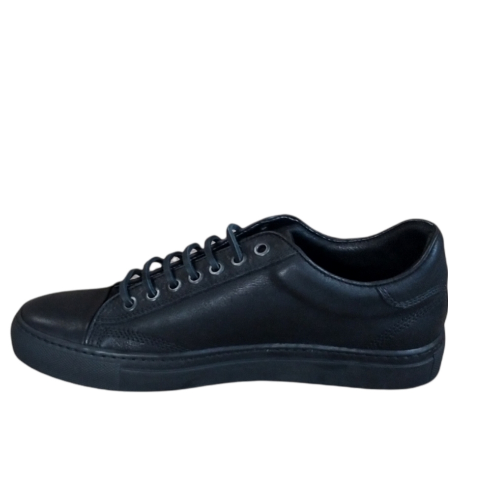 Wings + Horns All Black Low-Top Leather Sneaker Leather Laces EU 39 - Picture 7 of 10